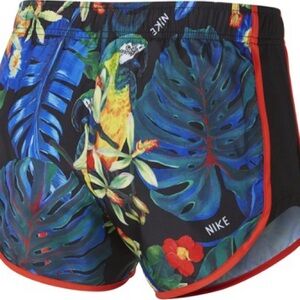 Nike   Clash Printed Tempo Running Shorts Sz. L 3”